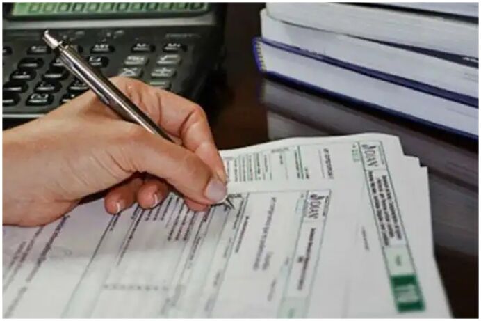 Declaración de Renta 2023 en Colombia: consulta fechas de calendario tributario y qué ingresos no debe declarar.