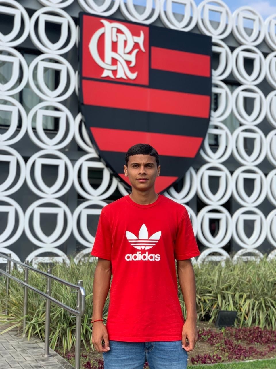 2023-09-01-16935774903683