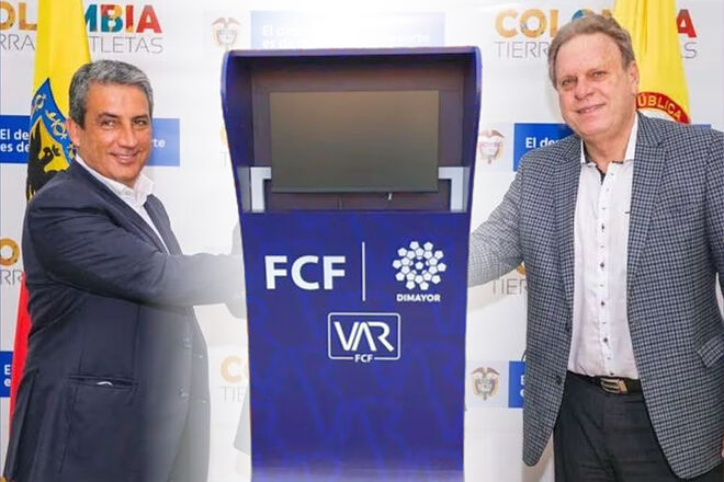 Ramón Jesurún y Fernando Jaramillo hablan del VAR y arbitraje en Colombia (Ministero del Deporte - Dimayor)