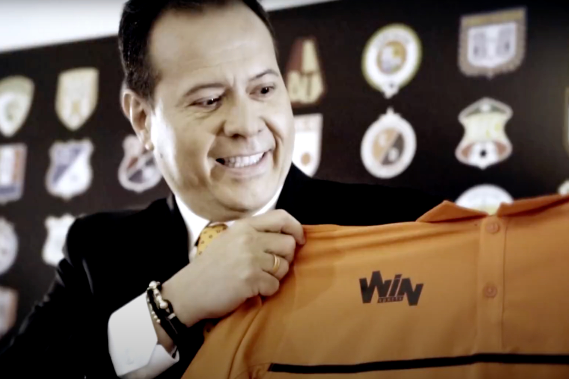Revelaciones del 'Cantante del Gol' sobre su salida de Win Sports (YouTube: Win Sports)
