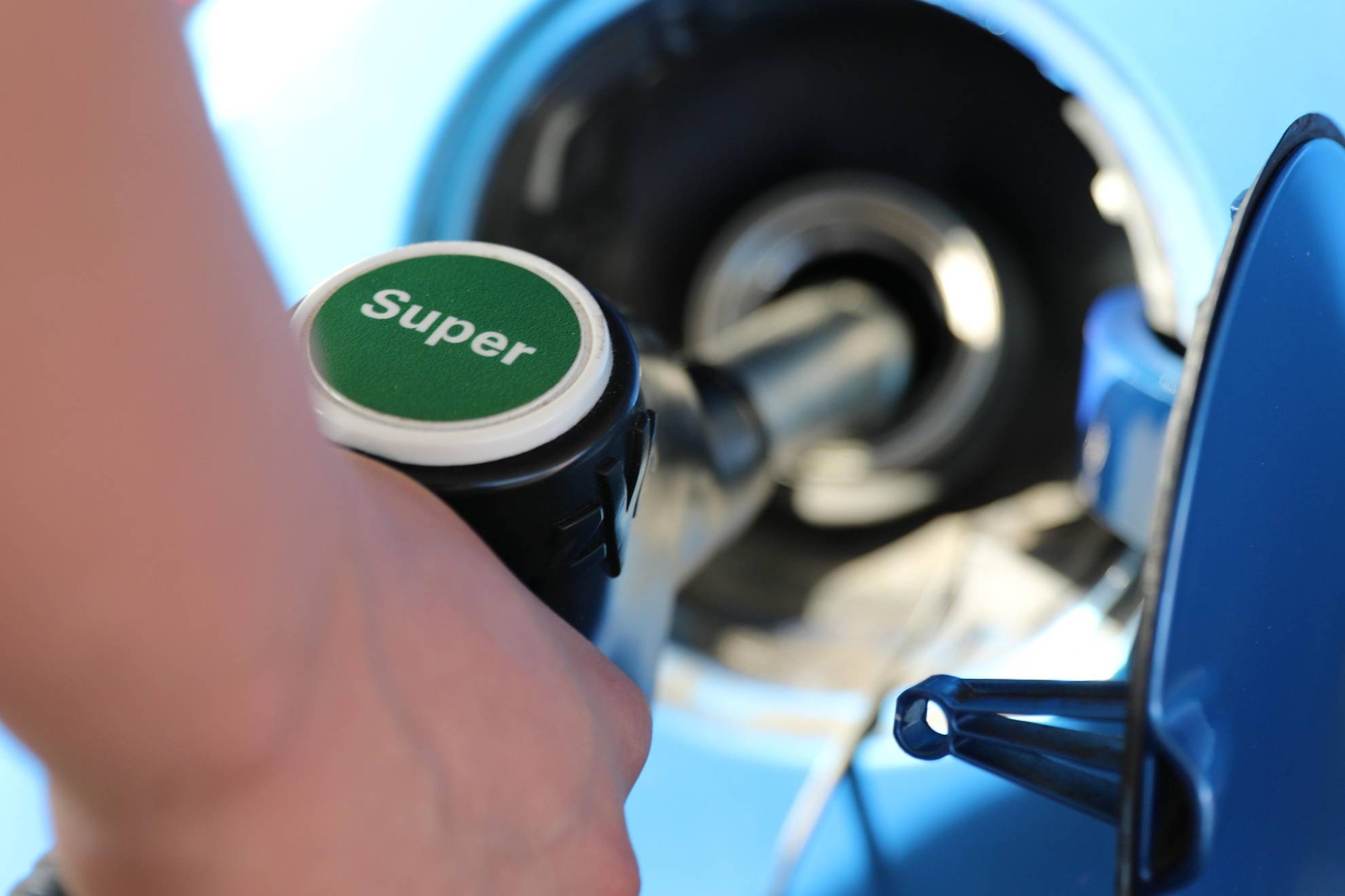 Los combustibles sintéticos y biocombustibles cobrarán protagonismo con los años.