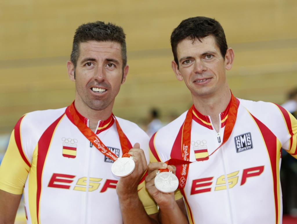 Llaneras y Tauler, con su medalla de Pekín