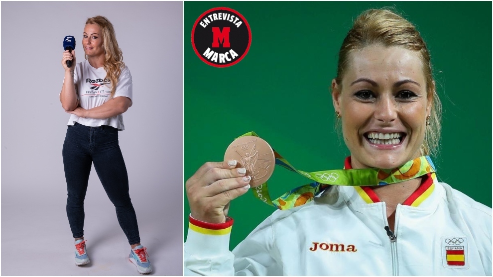 Lydia Valentín con el micro de Eurosport y con la medalla de España