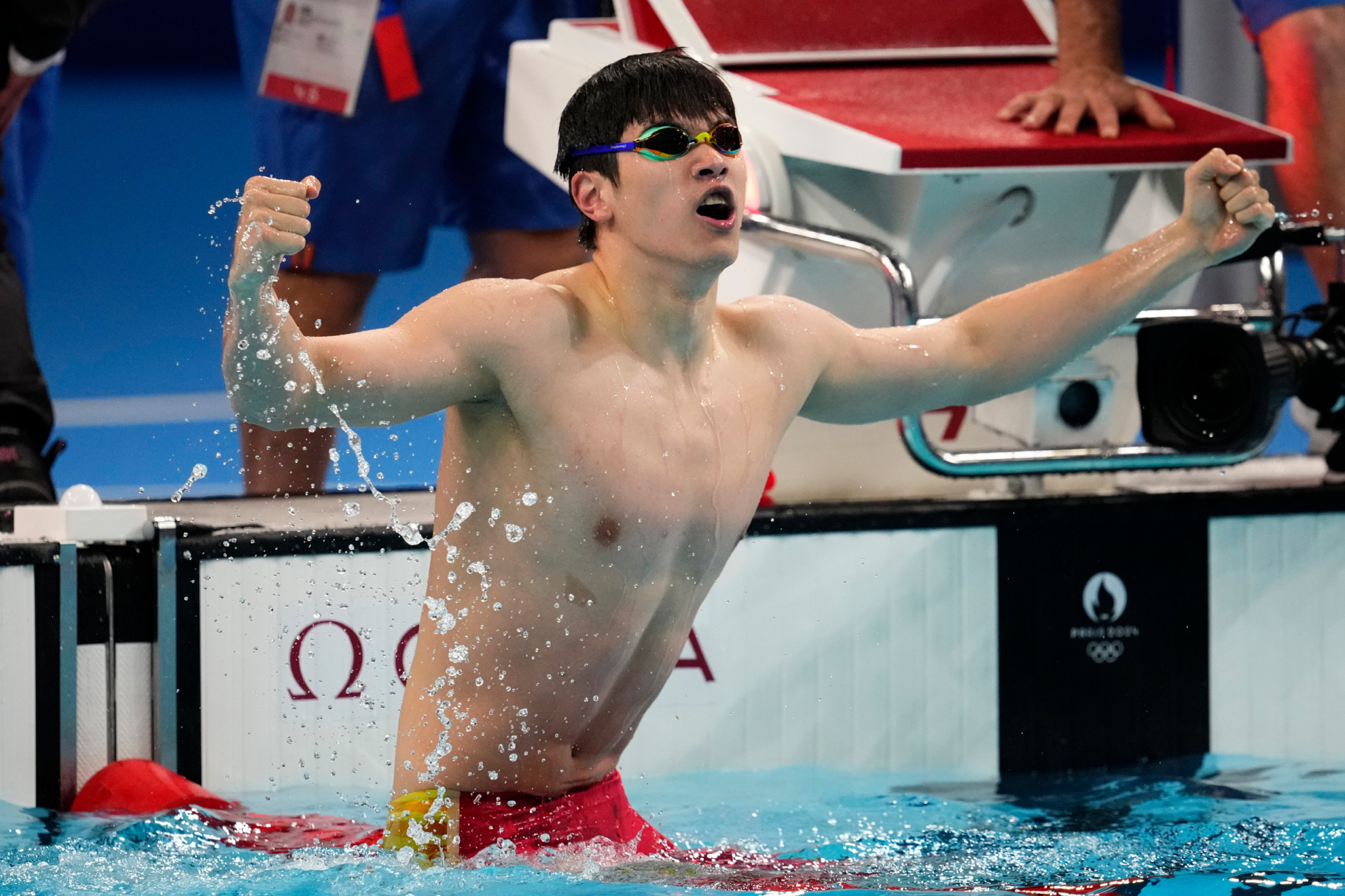 Zhanle Pan, acusado de dopaje tras ganar el oro en los 100 metros estilo libre.