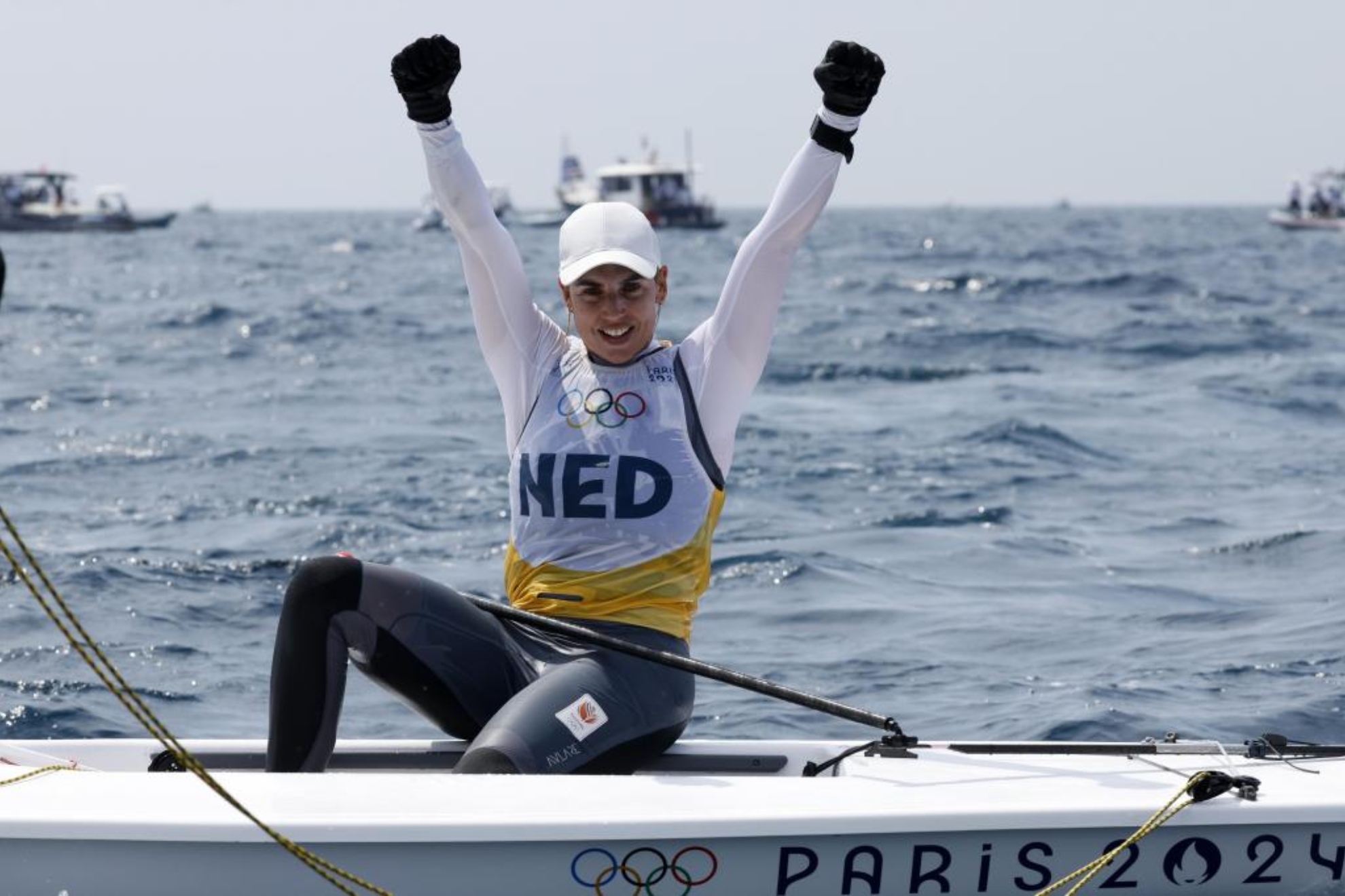 Merit Bouwmeester celebra su oro en Marsella.