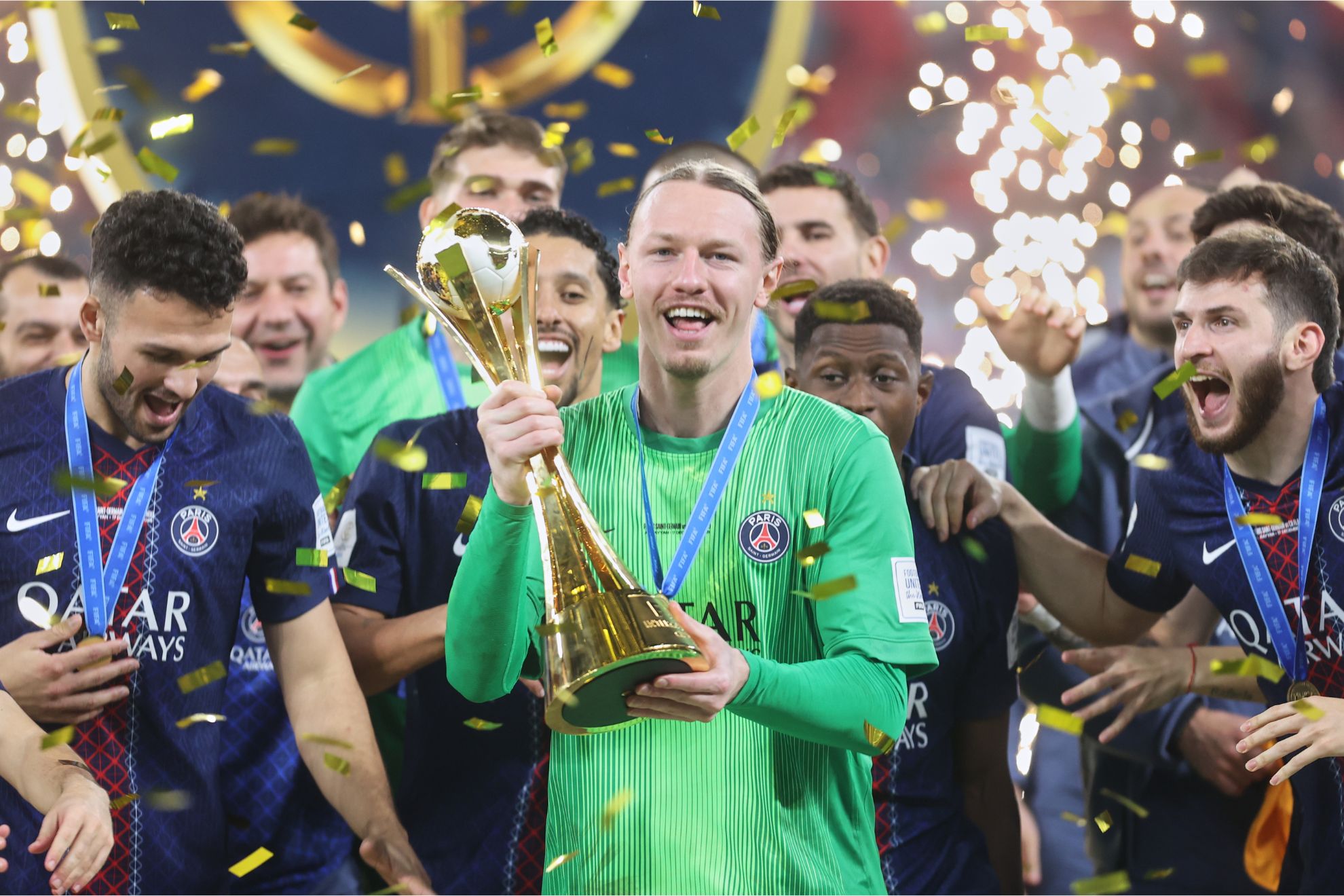 Safonov, el portero ruso que lidera al PSG hacia el doblete — image 3