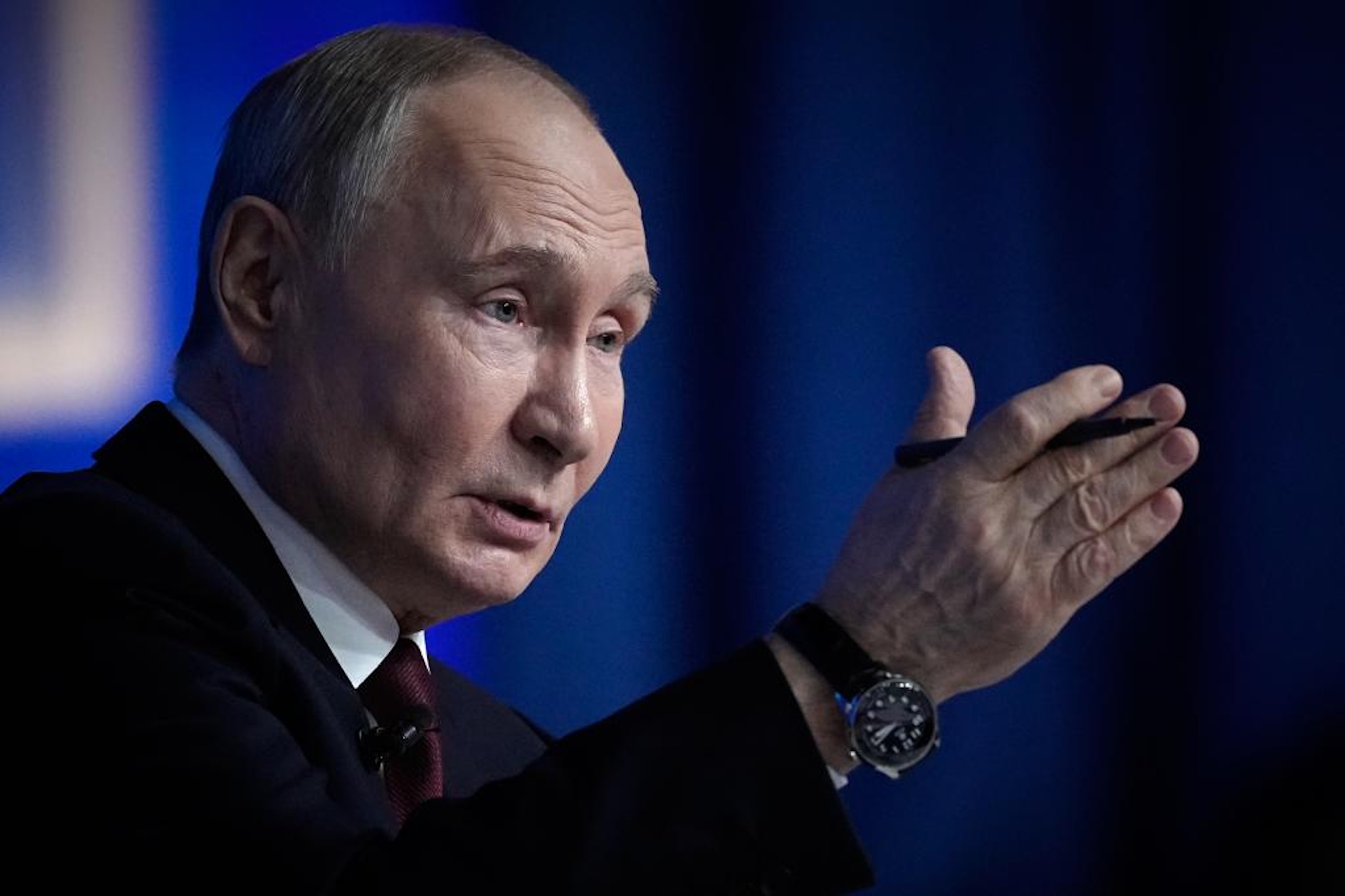 Putin desafía a la UE y advierte que no renunciará a los activos financieros congelados