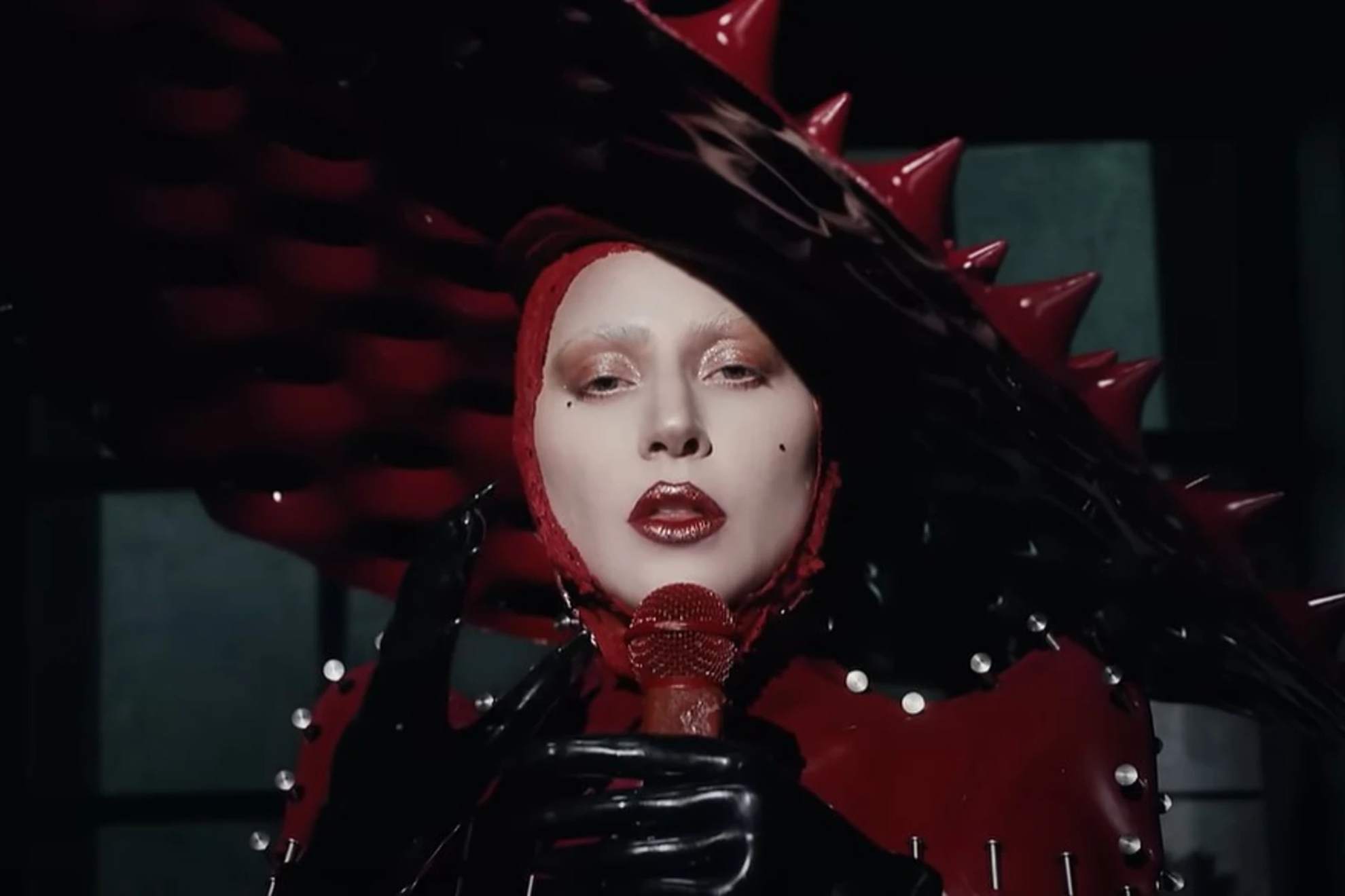 Lady Gaga, sin temor a la IA: "El ser humano no va a pasar de moda"