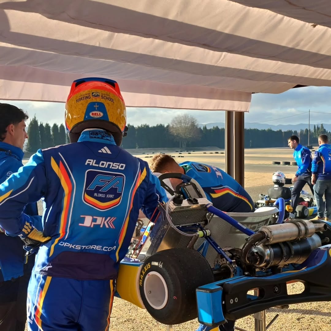 Alonso y su kart.