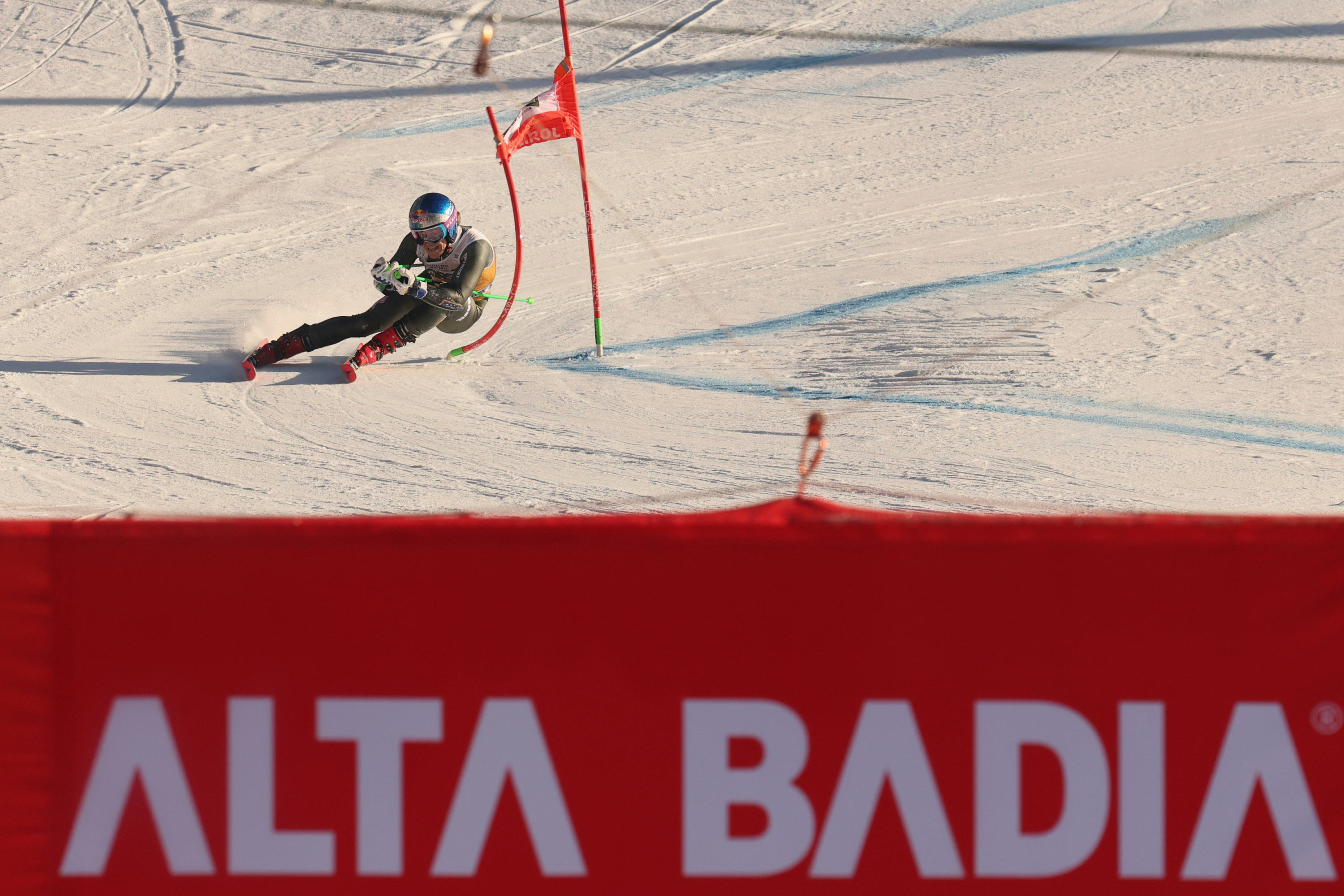 Lucas Pinheiro Braathen, llegando a meta.