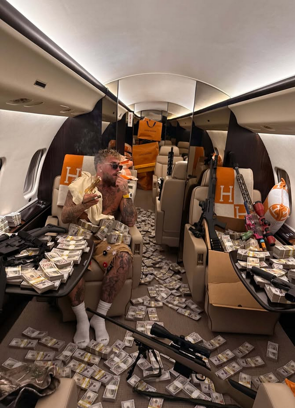 Jake Paul: "El sueño americano empieza para ti hoy. Cree en él. Fracasa. Trabaja. Fracasa. Aprende. Fracasa. No te detengas nunca"