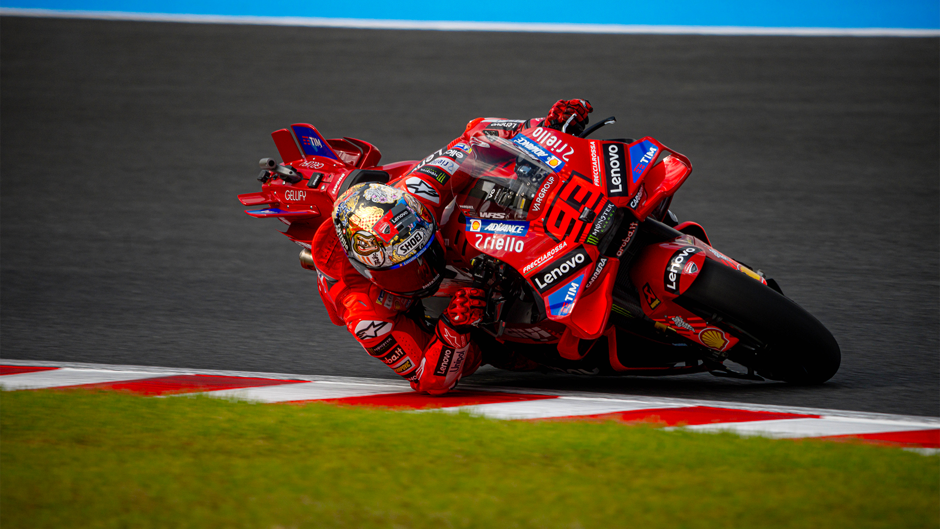 Márquez negocia un giro en Japón.