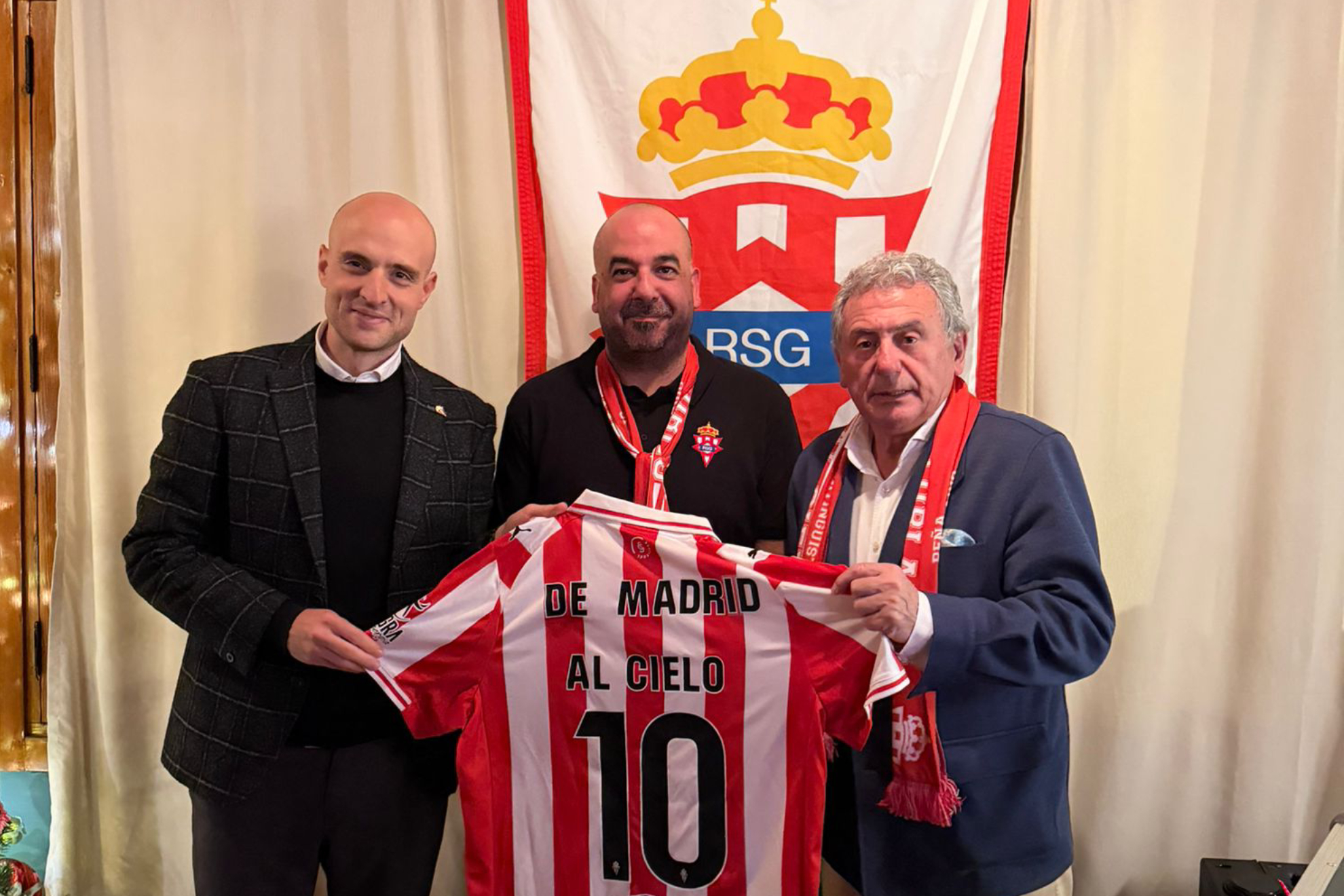 Sporting Gijón's London Embassy: A Decade of Red and White Passion in Madrid - Sporting Gijón news