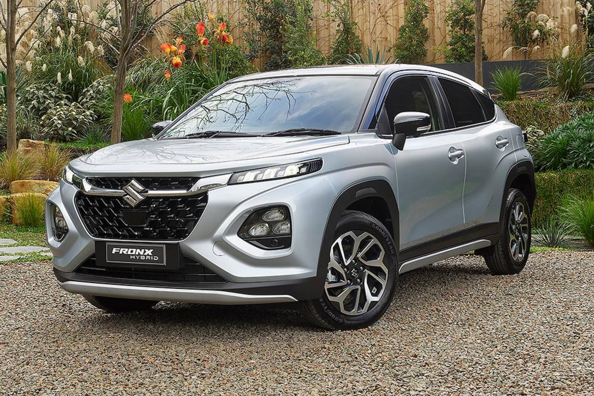 El Suzuki Fronx ha comenzado a venderse este 2025