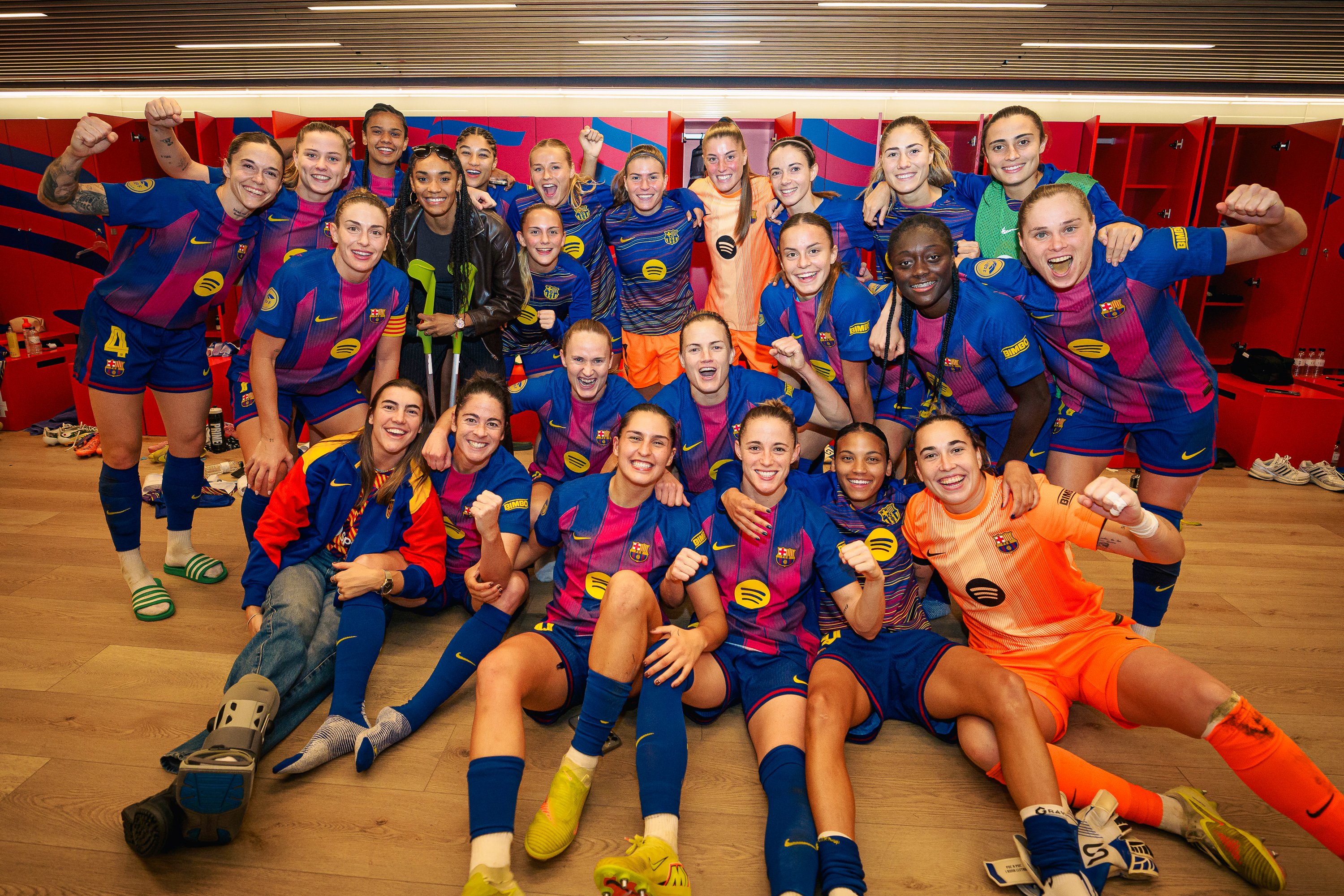 Las jugadoras del Barcelona celebran una victoria esta temporada