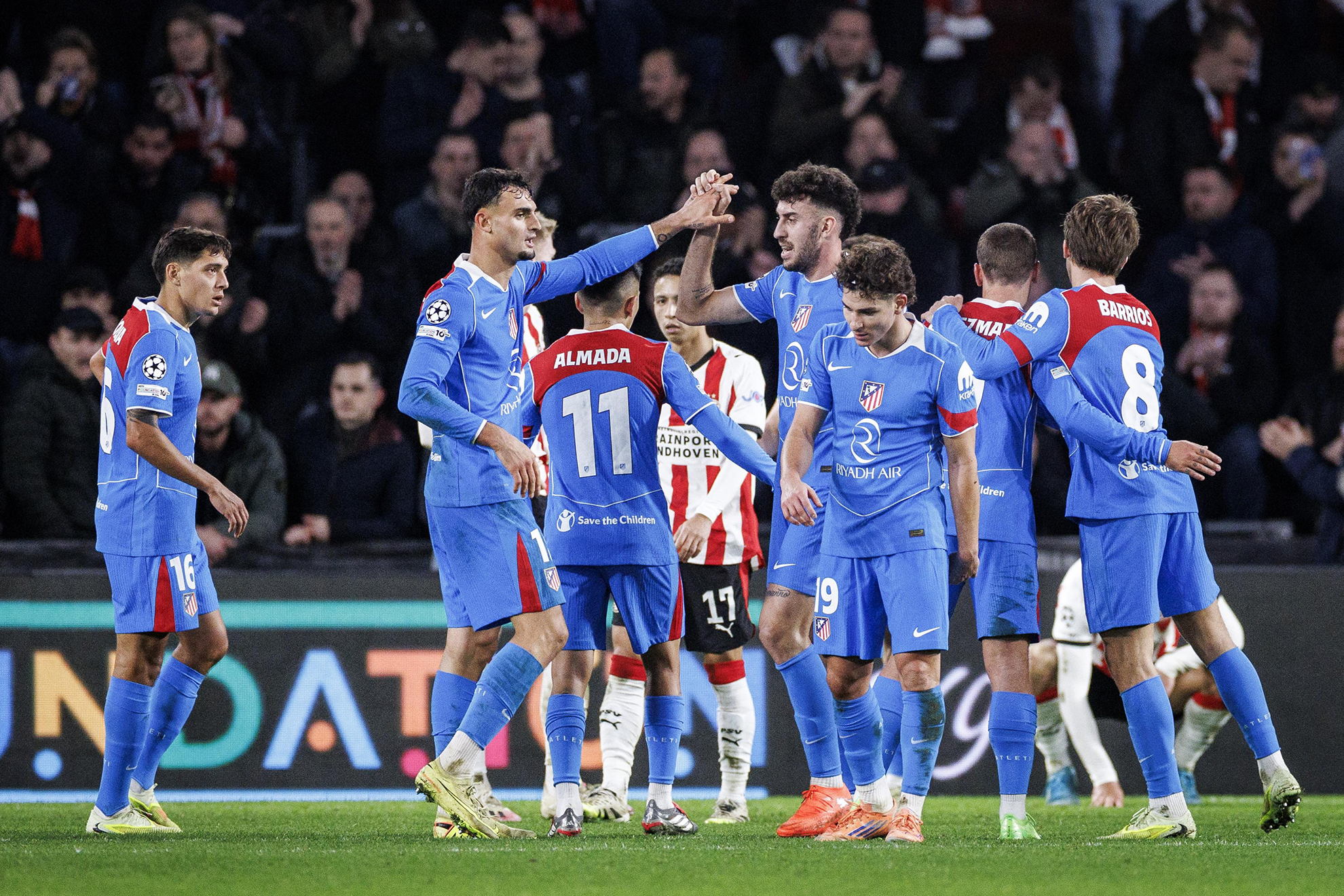 España pasa de pantalla con los 800 partidos en liguillas de Champions