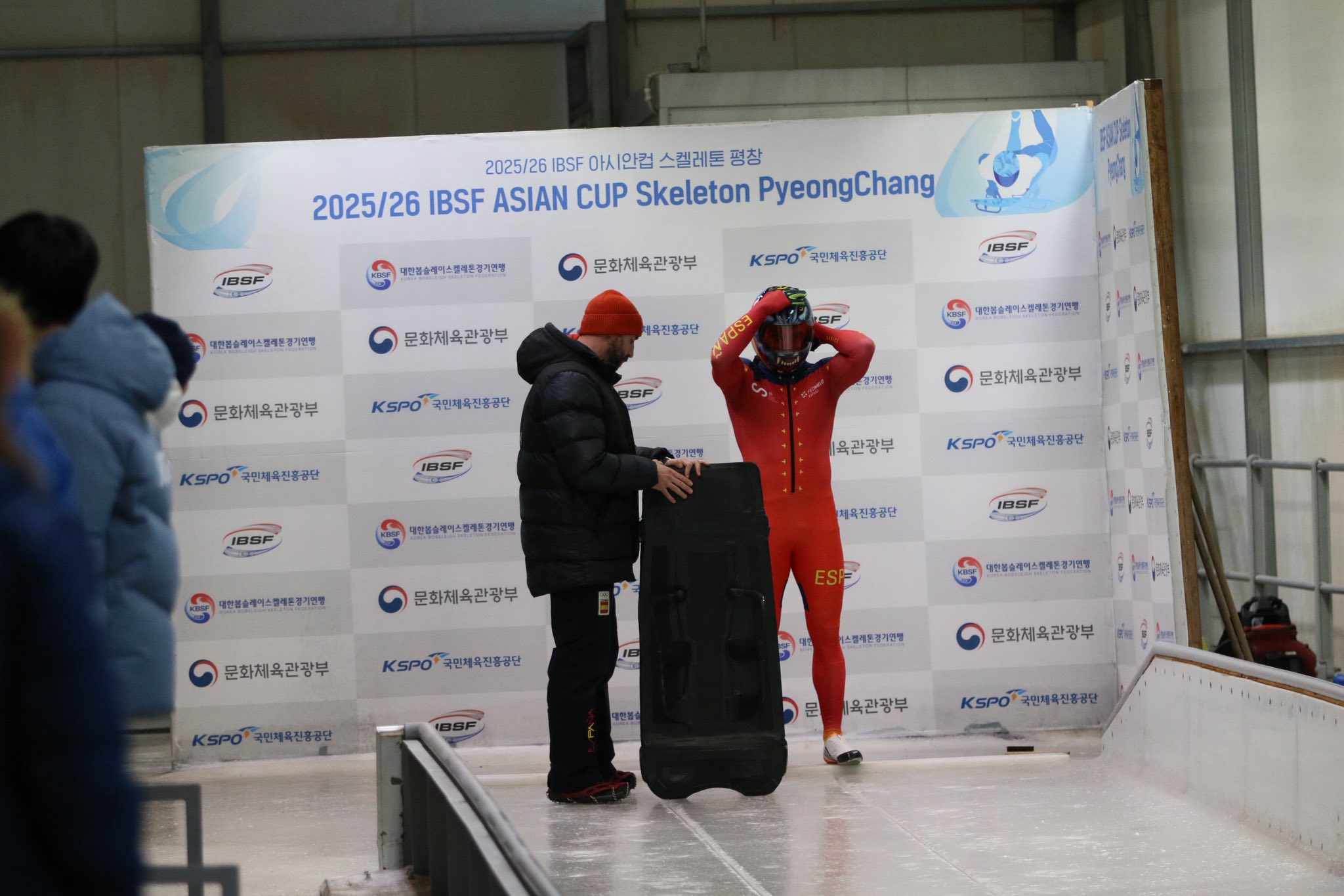 Ander Mirambell y Adrián Rodríguez, en la Copa de Asia.