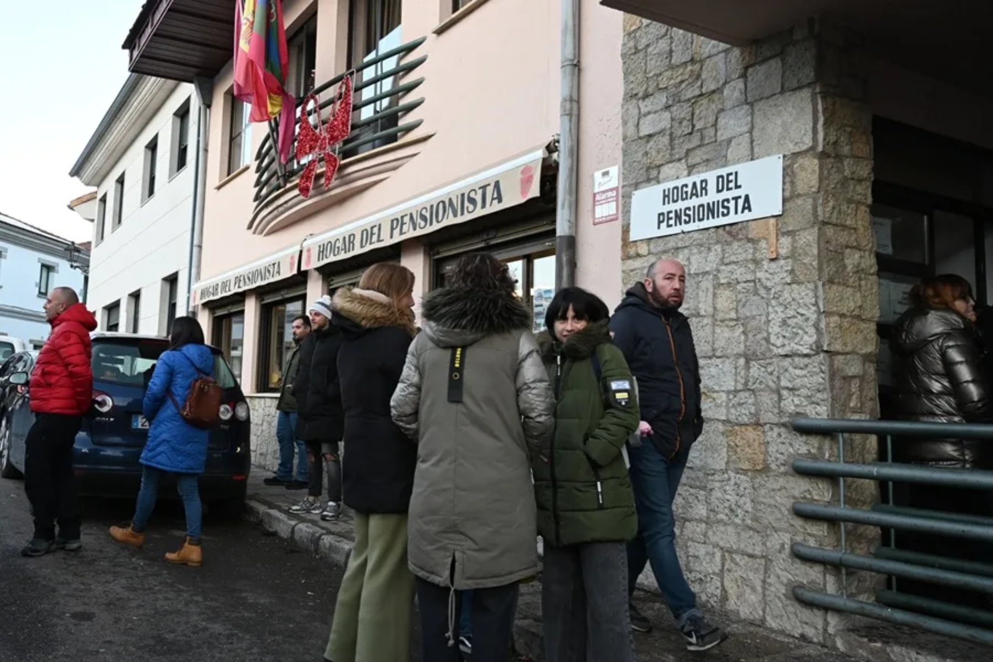 Tres vecinos de Villamanín, acusados por la polémica venta de papeletas de  la Lotería de Navidad: “Este año les han pillado”