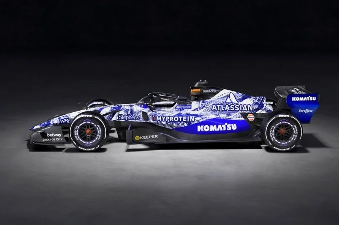 Estos serán los colores del Williams FW48 de Carlos Sainz durante los test de Barcelona.