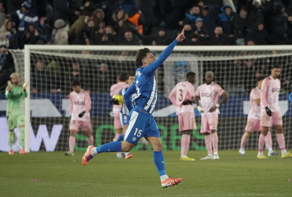 Sivera Frustrated as Alavés Stutter to Disappointing Draw Against Oviedo - Deportivo Alavés news