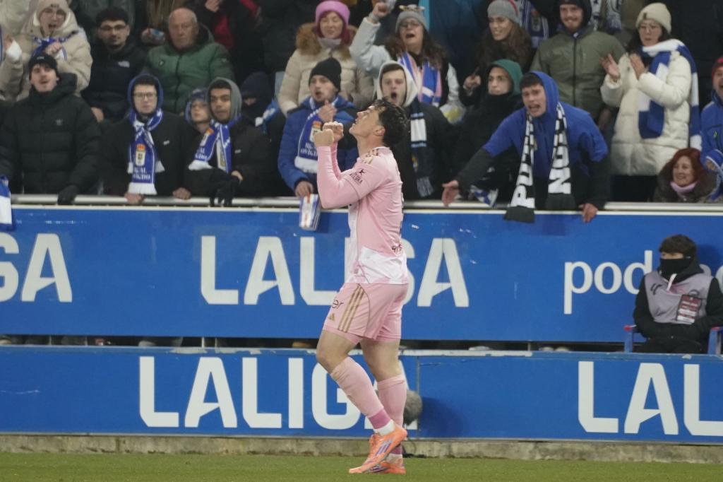 Viñas' disciplinary woes continue: More red cards than goals for Oviedo striker - Real Oviedo news