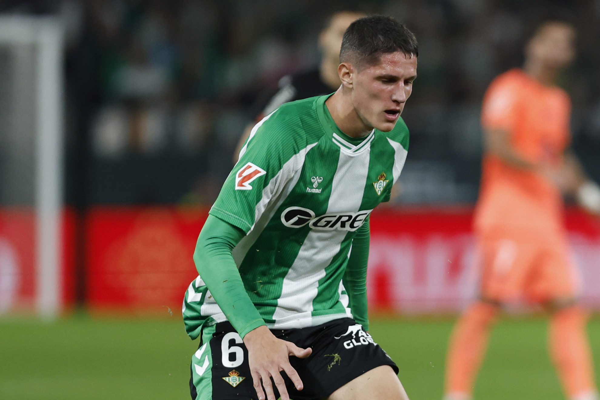 Altimira, frente al Barcelona