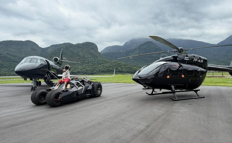 Neymar's luxury fleet worth more than 50 million: plane, helicopter... and Batman's car