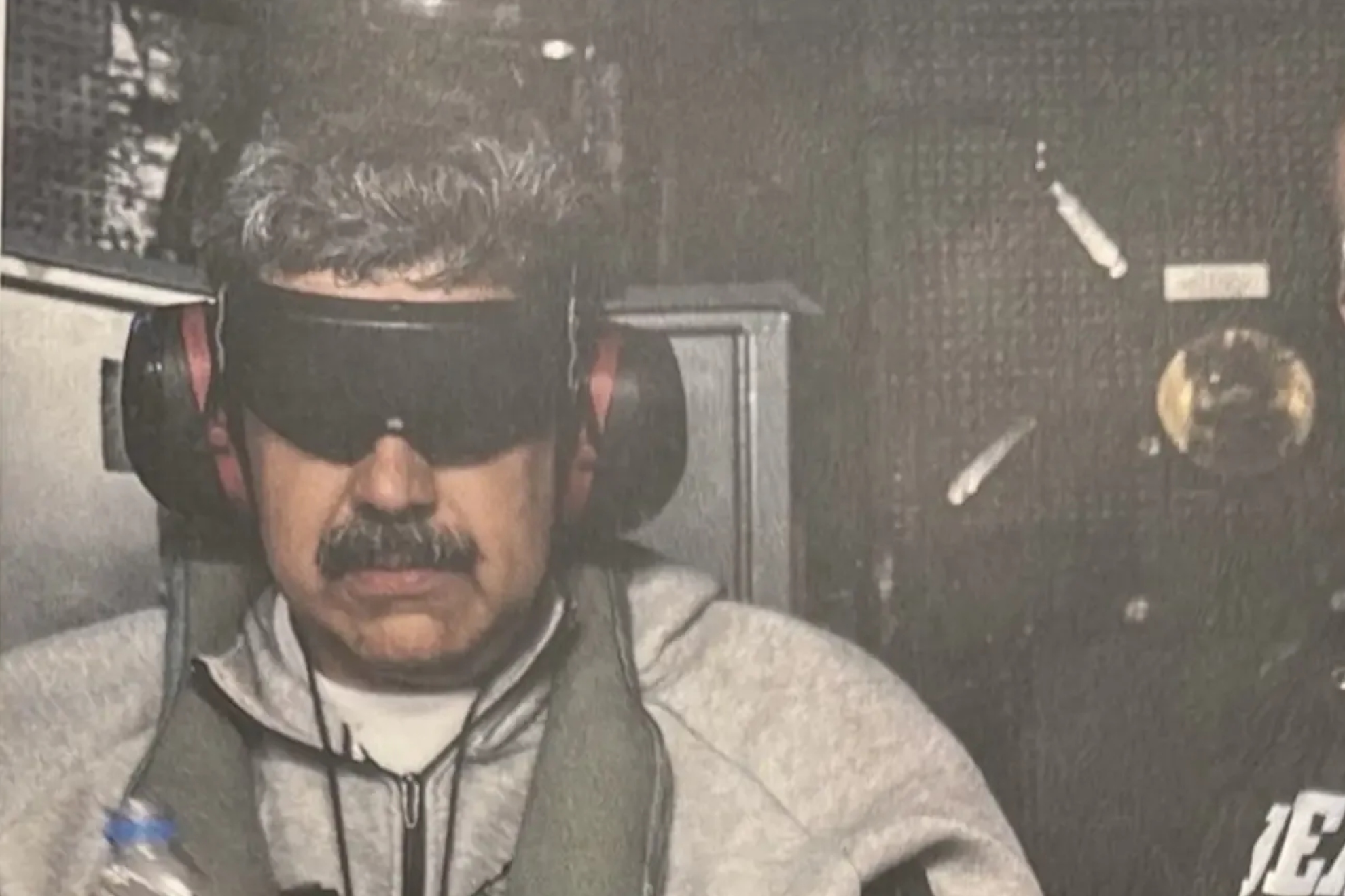 The White House and the use of a "mysterious weapon" against Maduro: "Nosebleeds and vomiting blood"