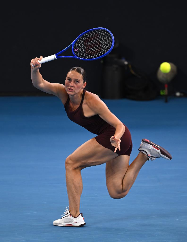 Kostyuk denies Sabalenka a handshake again. "It's -20 degrees in Ukraine, and thousands of people are without electricity or hot water"