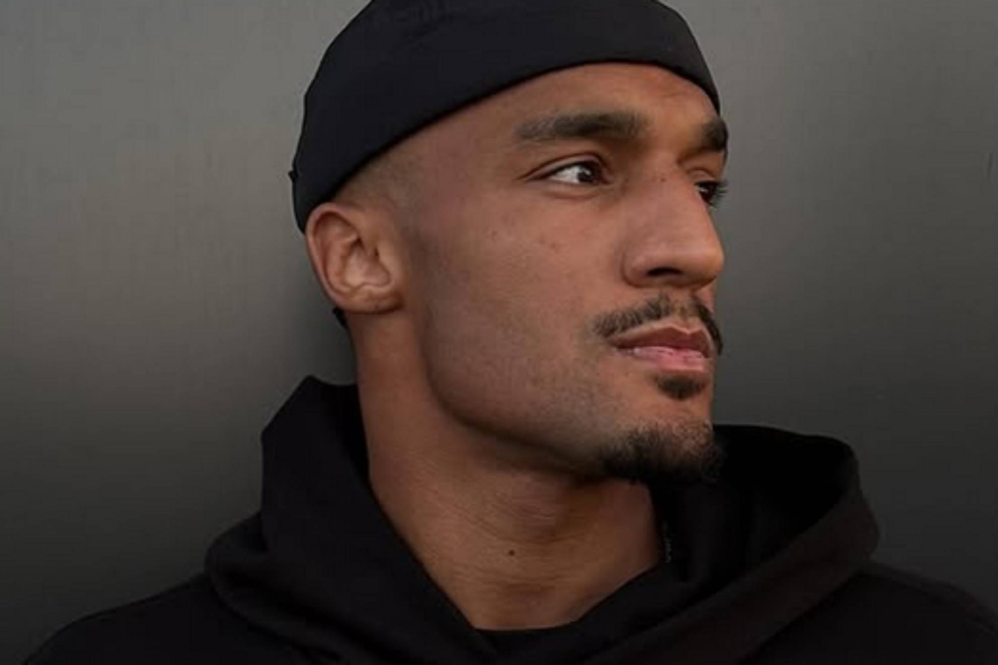 Hallan cuerpo sin vida de futbolista ruso de origen nigeriano en las afueras de Moscú