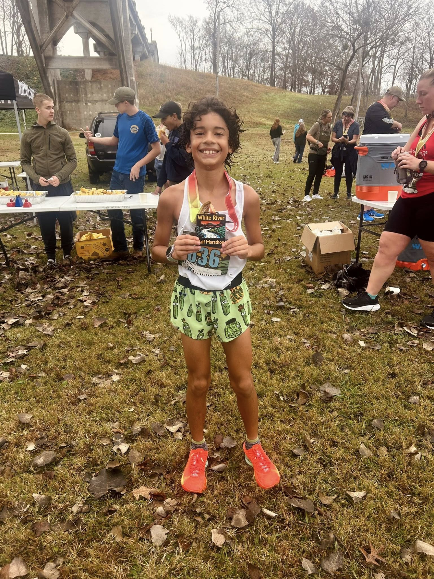 Leonel Mendoza, el niño de 11 años que ha batido un récord mundial de media maratón: "Me ardían los pies"