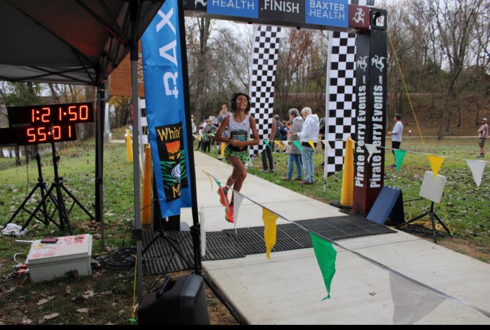 Leonel Mendoza, el niño de 11 años que ha batido un récord mundial de media maratón: "Me ardían los pies"