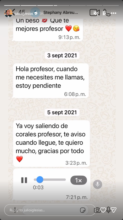 Julio Iglesias difunde mensajes privados de WhatsApp de las dos mujeres que le denuncian por agresión sexual: "Un beso, te veo en un rato"
