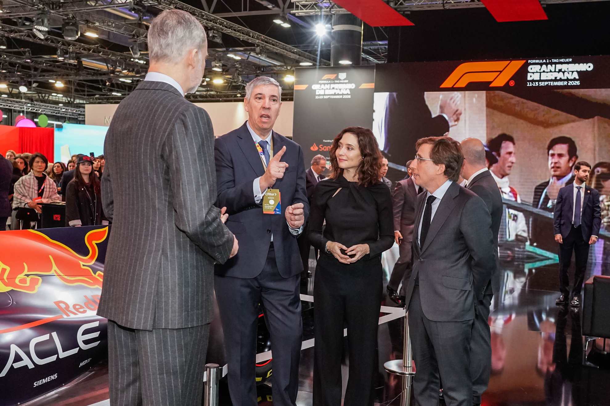 Los Reyes con José Vicente de los Mozos, Isabel Díaz Ayuyso y José Luis Martínez Almeida.