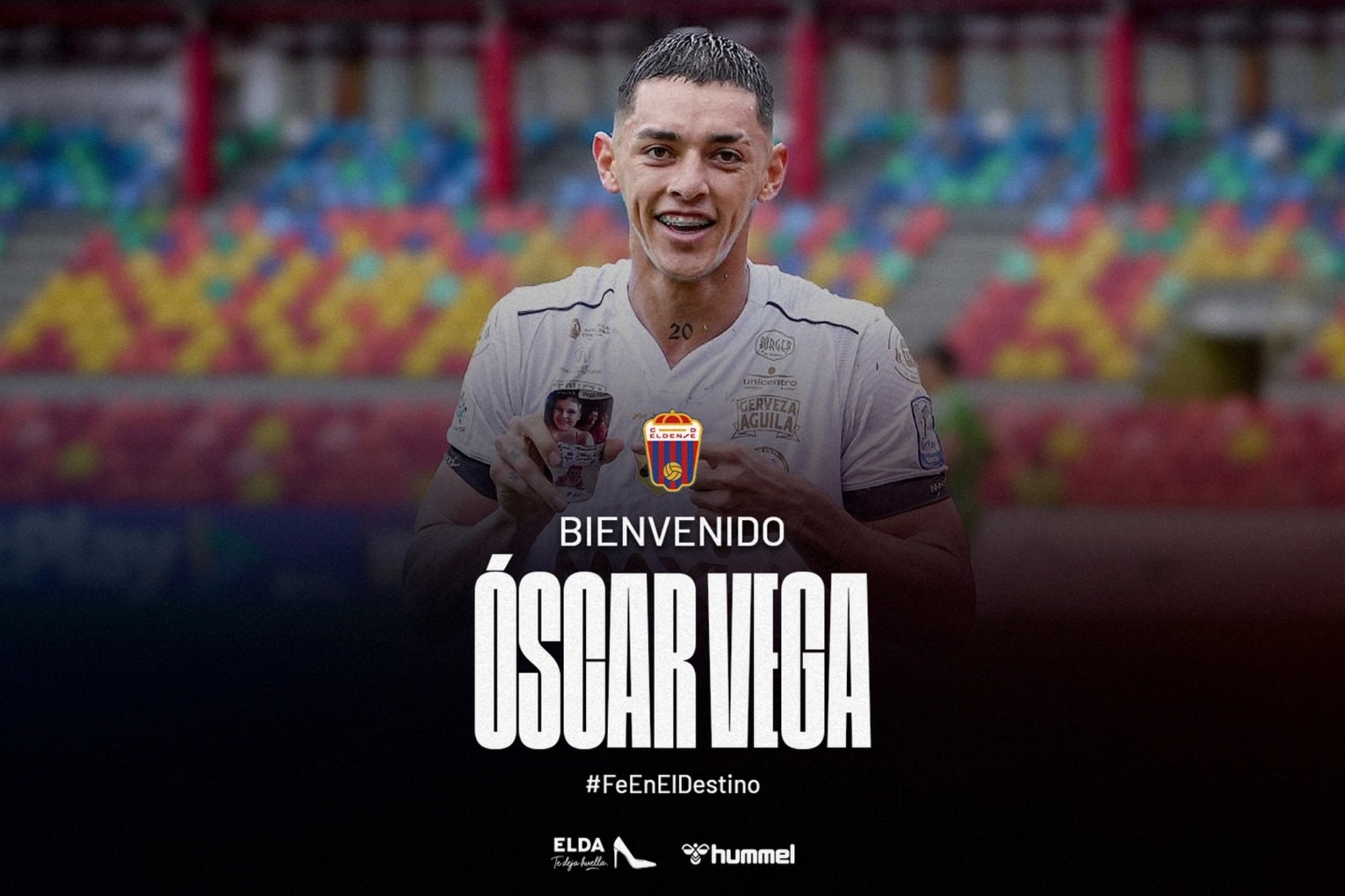 La imagen con la que el Eldense ha anunciado el fichaje de Óscar Vega.