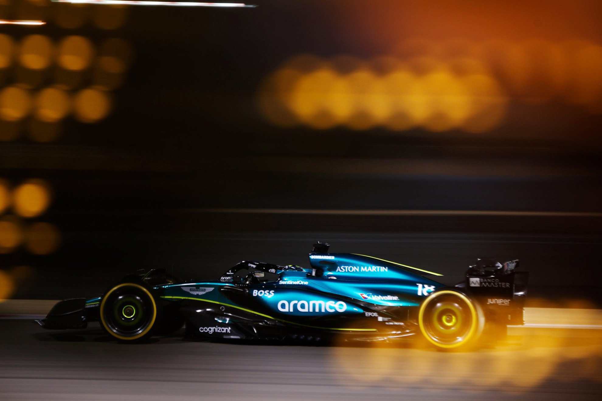 Alonso, con el coche del año pasado.