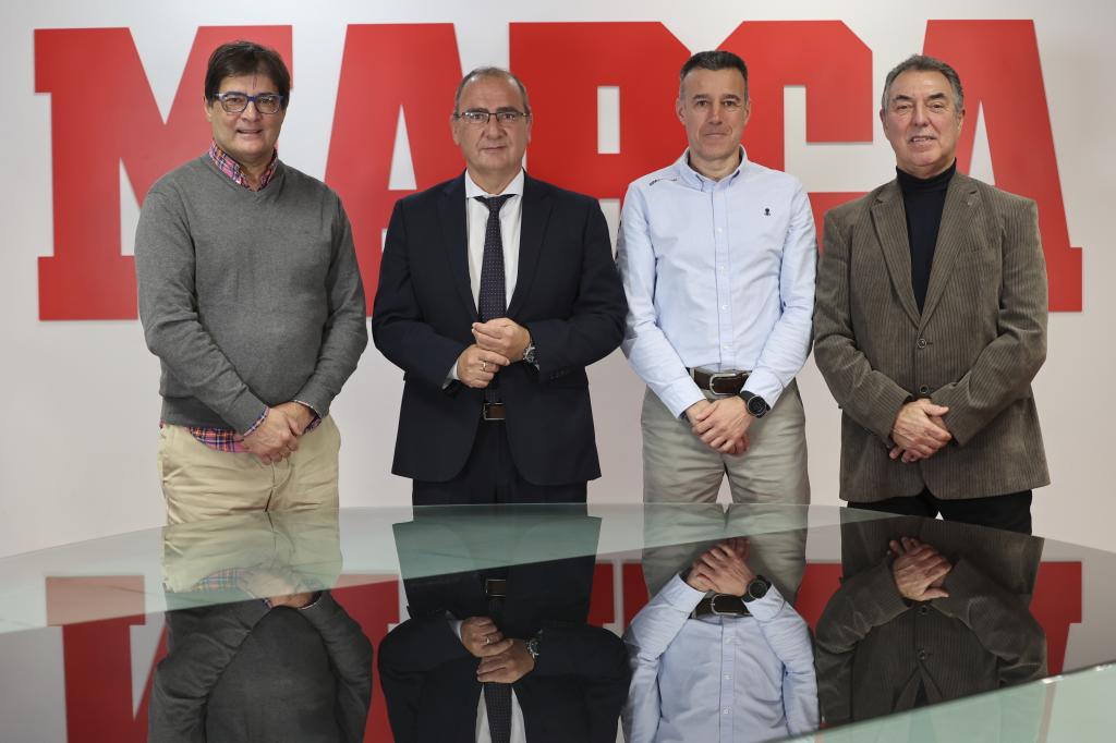 Los presidentes federativos con Juan Ignacio Gallardo, director de MARCA