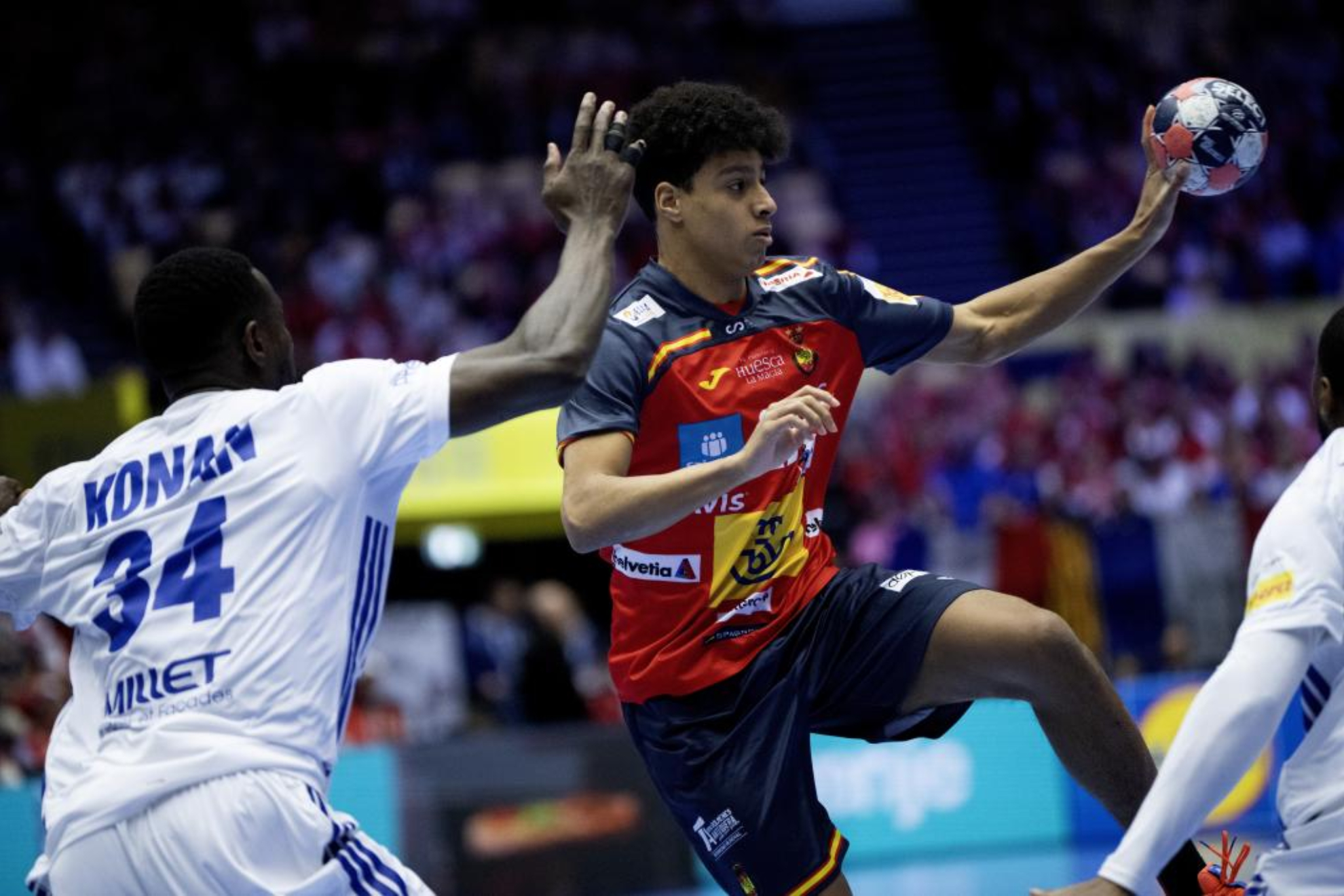 Marcos Fis, en el partido de España contra Francia en el Europeo.