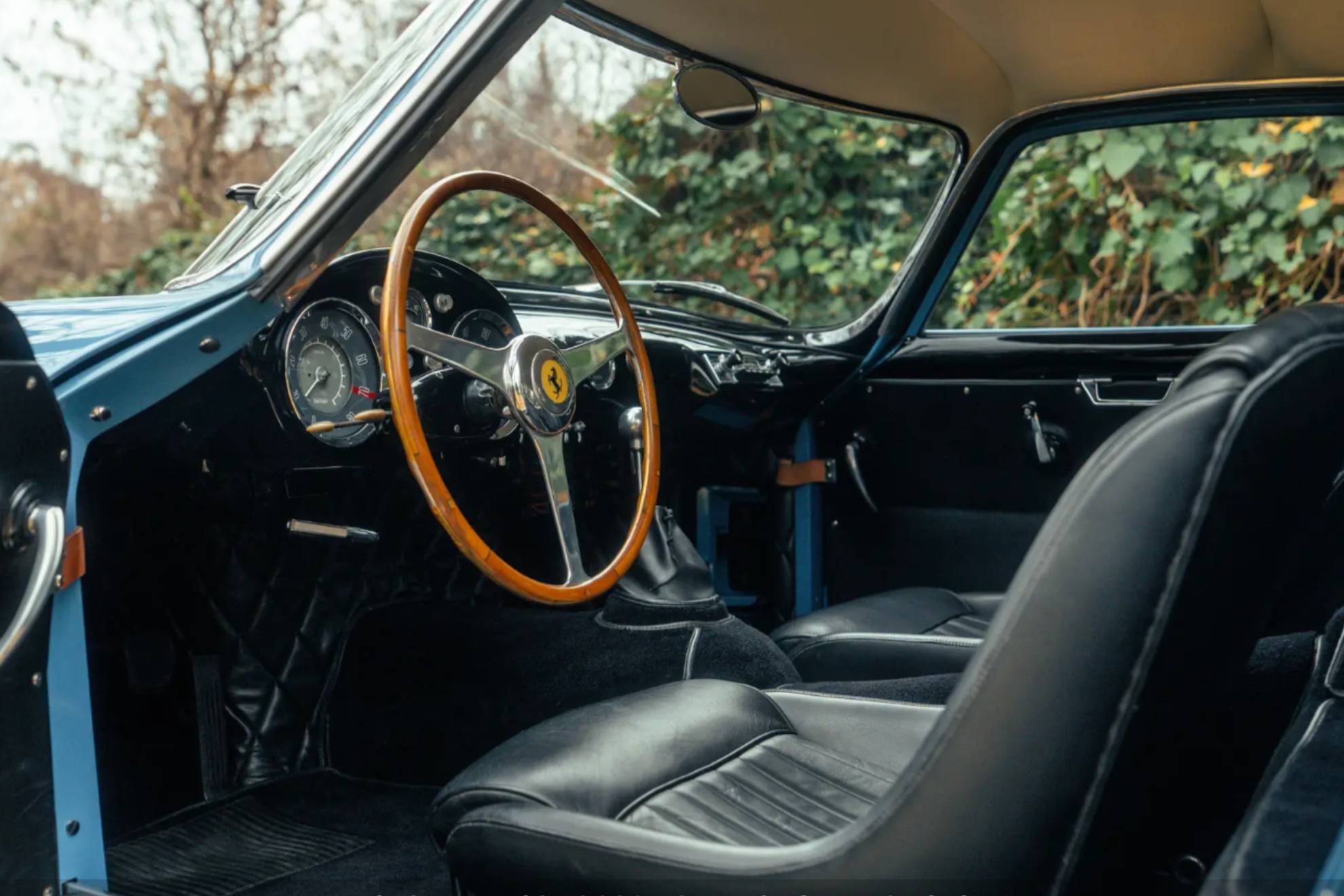 El interior era sencillo pero bien construido al mismo tiempo.