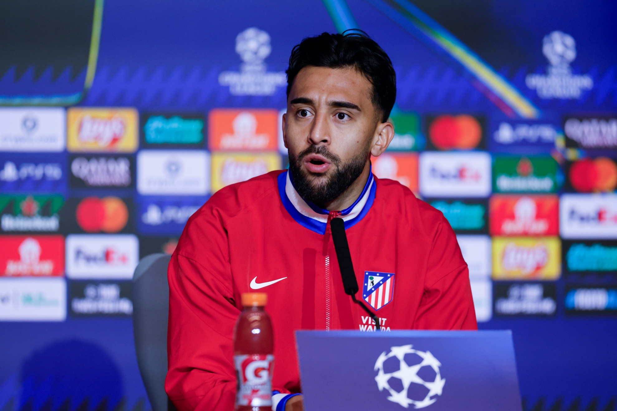 Nico, durante la rueda de prensa.