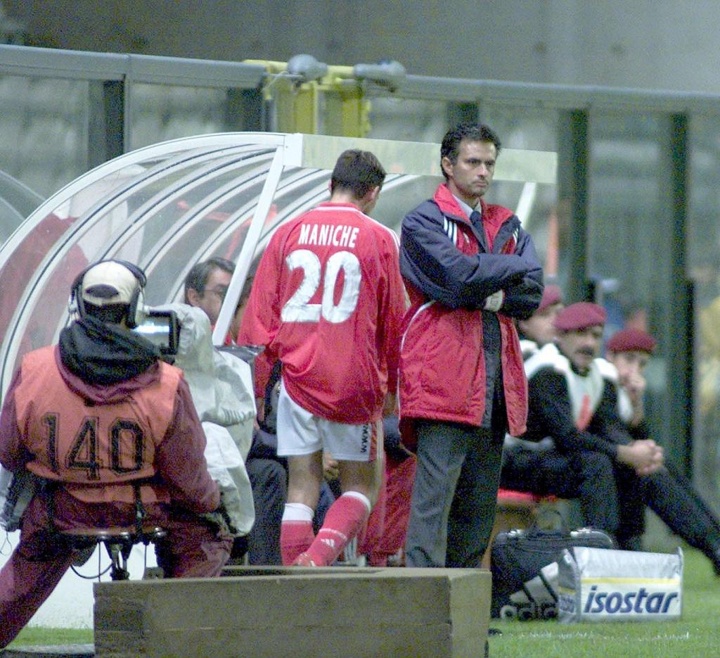 Maniche y Mourinho.