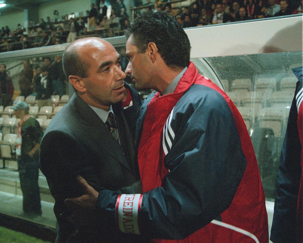 Jorge Pacheco, entrenador del Boavista, y Mourinho tras el Boavista 1-0 Benfica.