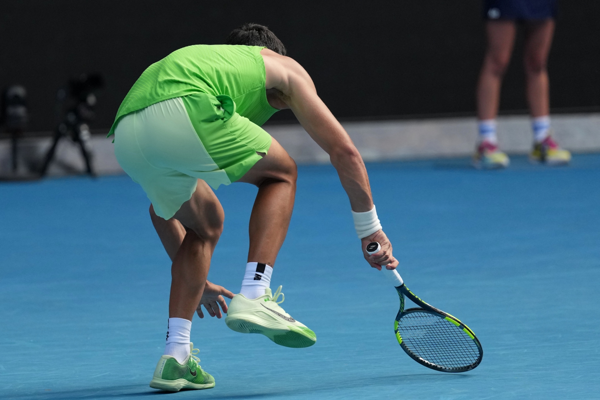 Carlitos, con calambres.