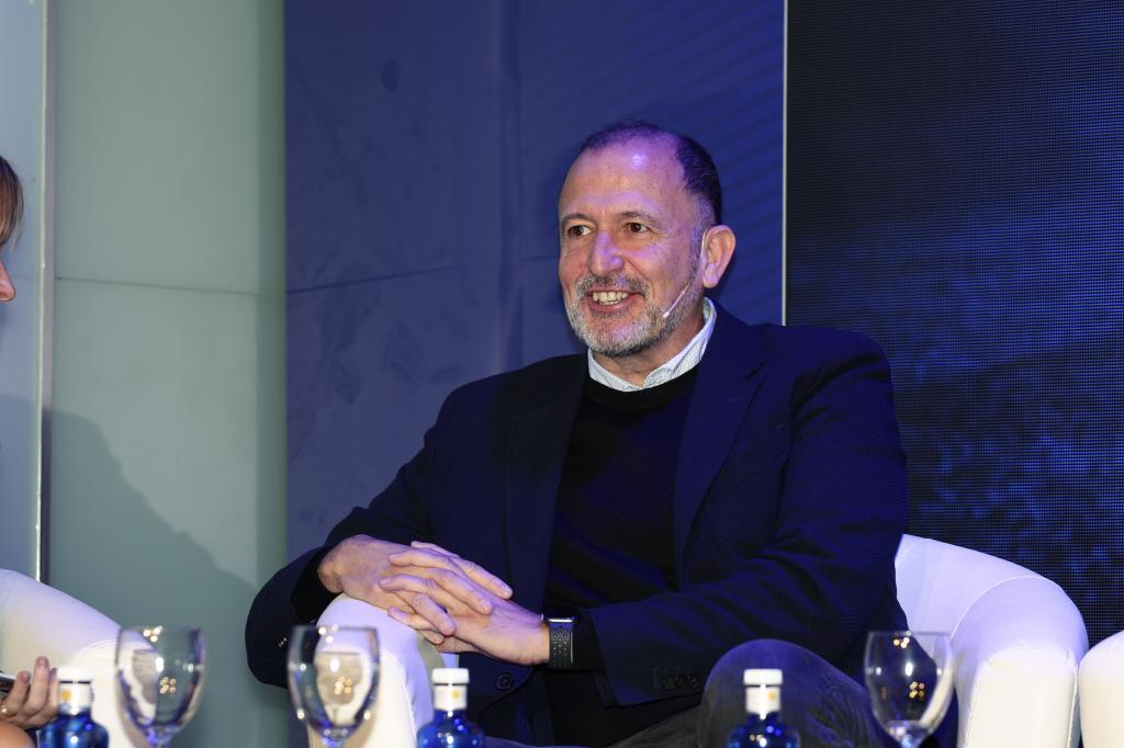 Chus Buenoo, en una mesa de debate de Expansión y MARCA Business Sport Forum.