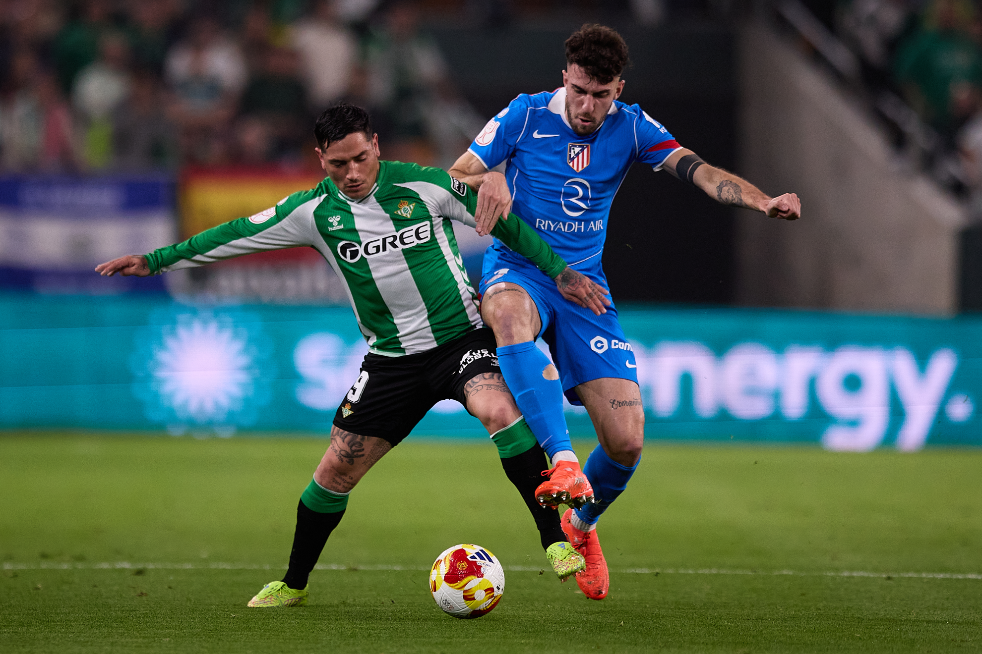 Ruggeri durante el Betis-Atlético en Copa del Rey