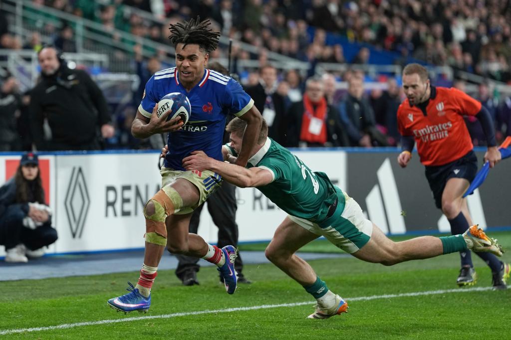 El francés Theo Attissogbe, durante el partido entre Francia e Irlanda del pasado jueves.