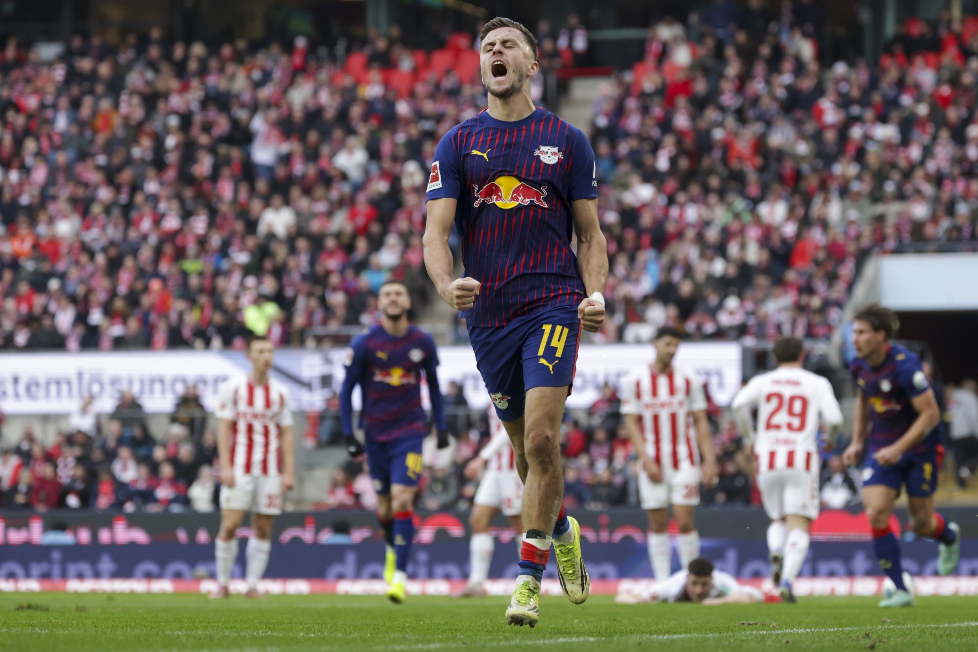 Baumgartner, celebrando uno de sus goles