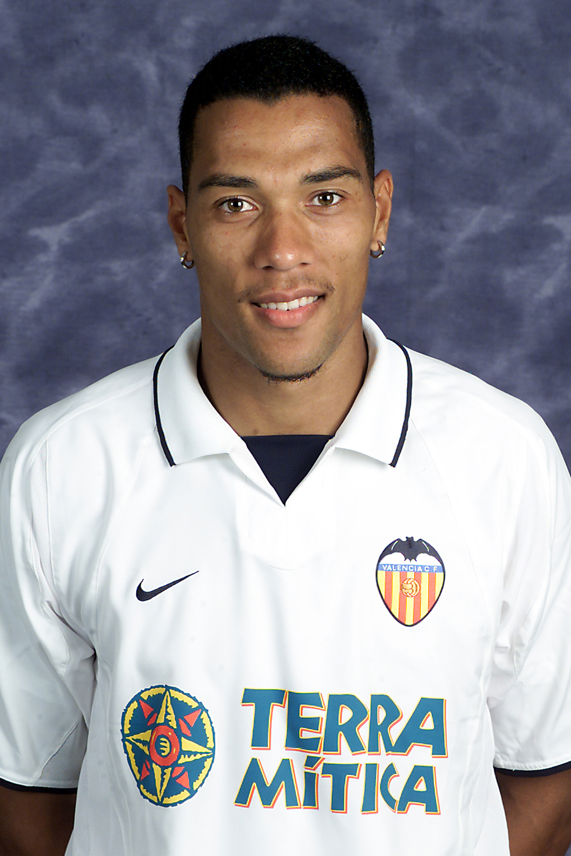 John Carew, el gigante del gol que jugó en el Valencia y fue condenado a prisión triunfa, como actor: "Quiero ser un villano de James Bond"