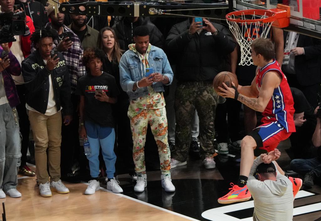 Mac McClung durante el concurso de mates de 2023 en el All Star de Utah