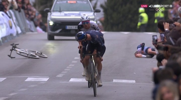 El esprint por el segundo puesto en Úbeda
